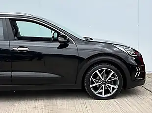 Used 2019 Kia Niro Niro 4 Midnight Black - Interior and Exterior details 14