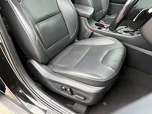Used 2019 Kia Niro Niro 4 Midnight Black - Interior and Exterior details 16