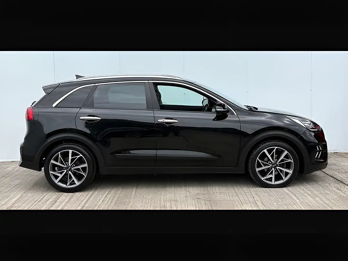 Used 2019 Kia Niro Niro 4 Midnight Black - Interior and Exterior details 2