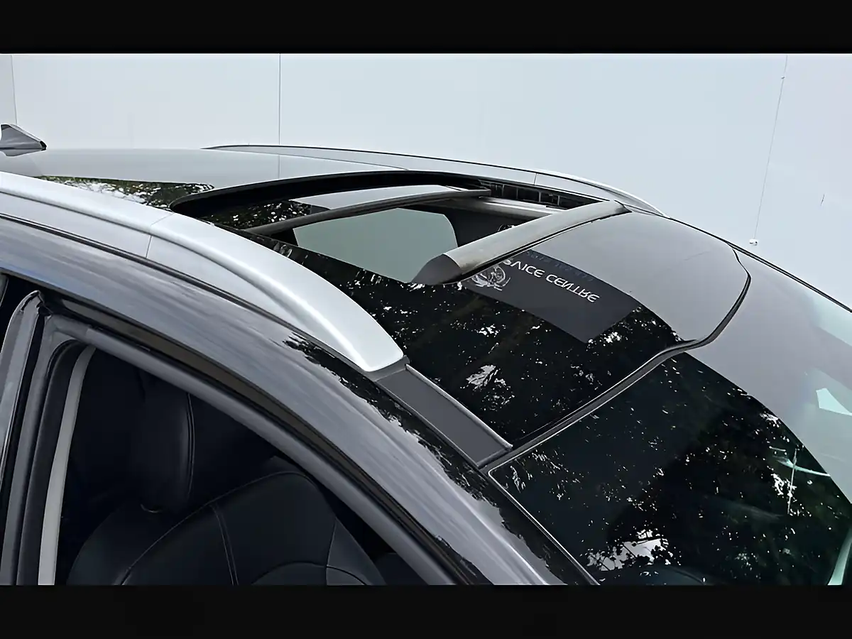Used 2019 Kia Niro Niro 4 Midnight Black - Interior and Exterior details 20