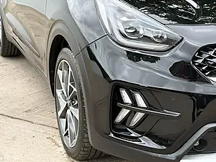 Used 2019 Kia Niro Niro 4 Midnight Black - Interior and Exterior details 8