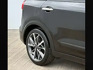 Used 2019 Kia Niro Niro 4 Midnight Black - Interior and Exterior details 9