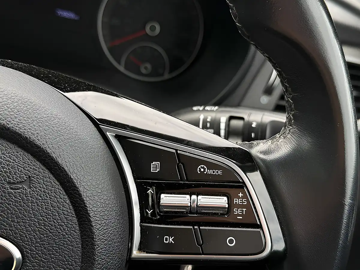 Used 2019 Kia Optima 2 Sportswagon Silver - Interior and Exterior details 20