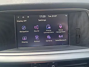Used 2019 Kia Optima 2 Sportswagon Silver - Interior and Exterior details 15