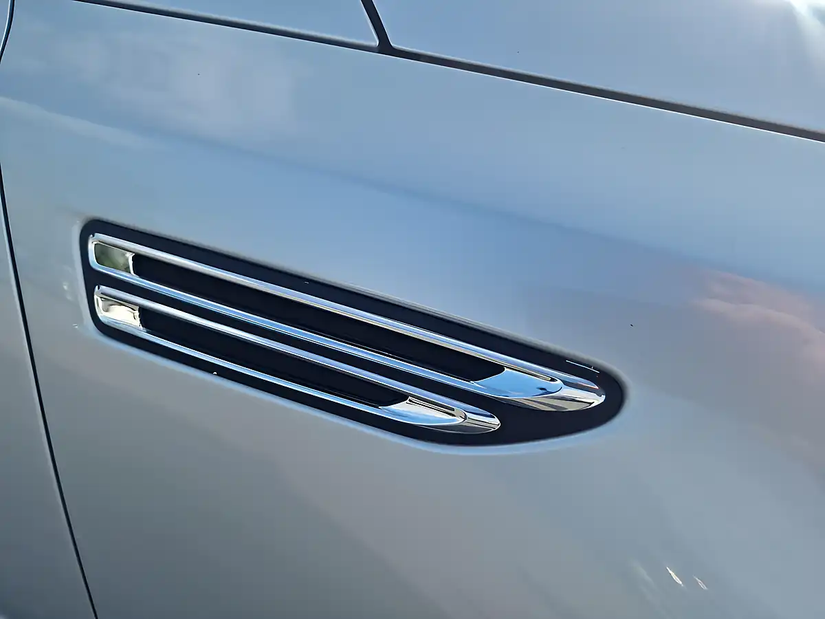 Used 2019 Kia Optima 2 Sportswagon Silver - Interior and Exterior details 19