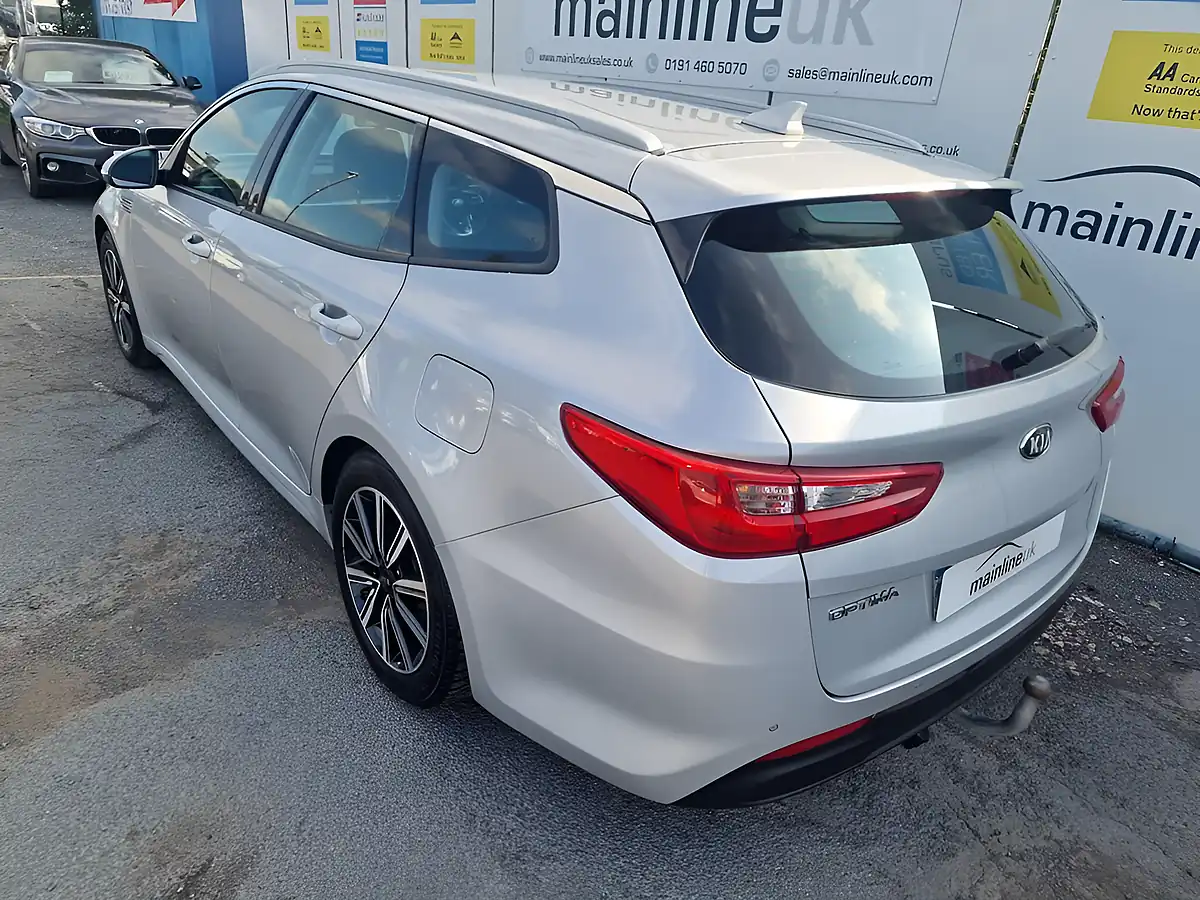 Used 2019 Kia Optima 2 Sportswagon Silver - Interior and Exterior details 5