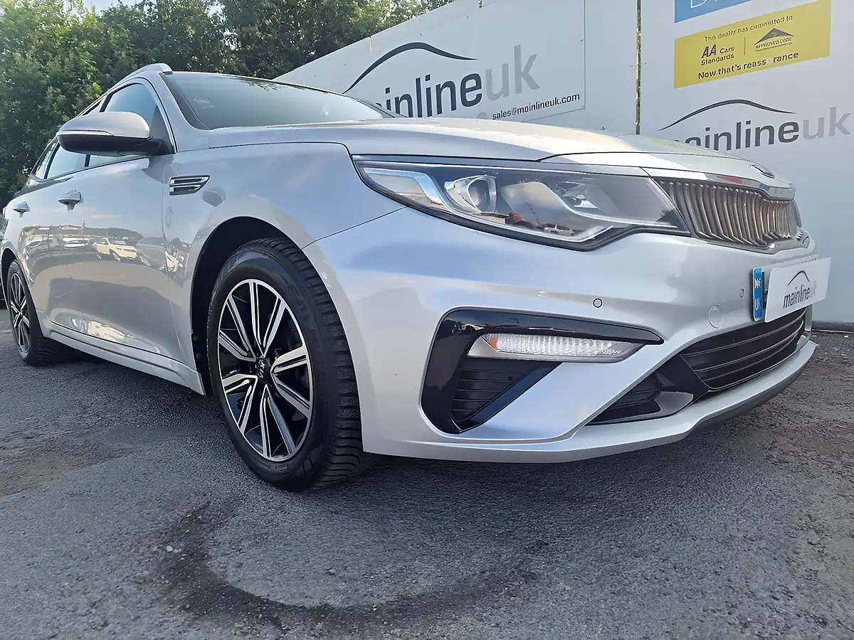 Used 2019 Kia Optima 2 Sportswagon Silver - Interior and Exterior details 7