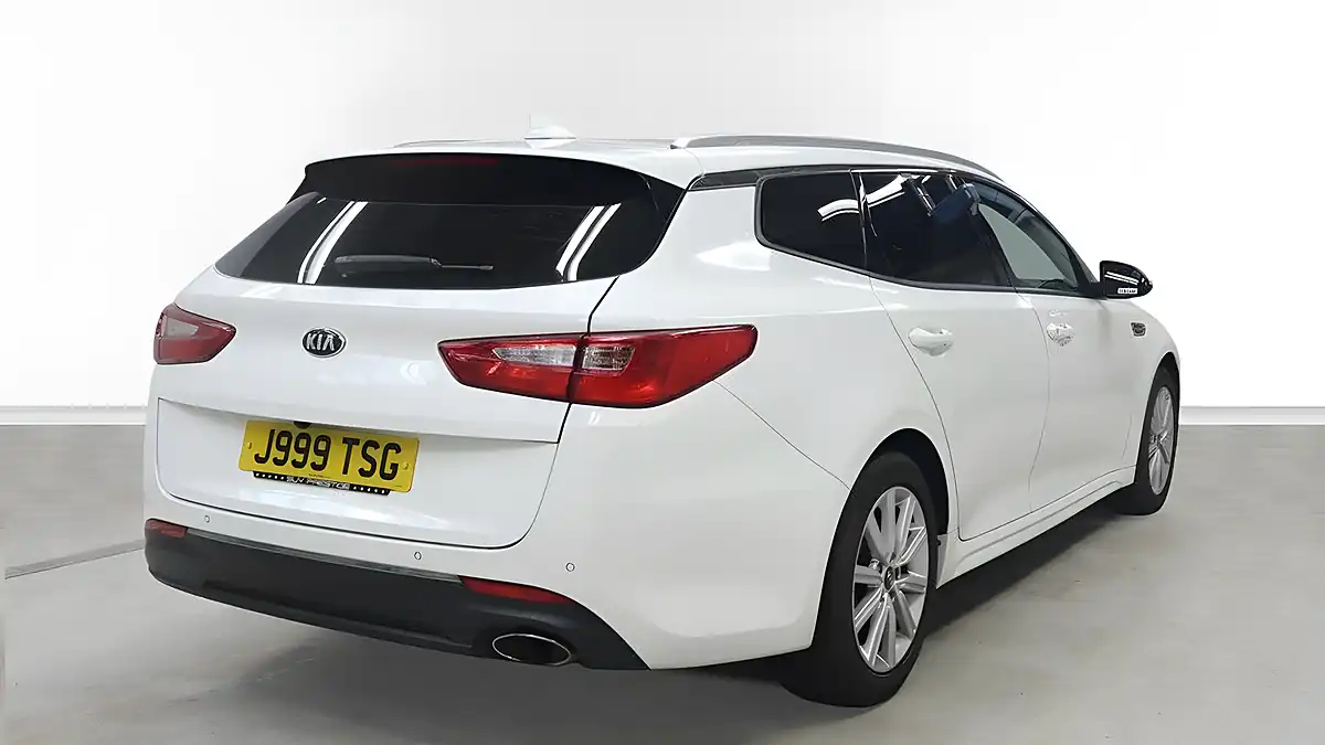 Used 2019 Kia Optima 2 Sportswagon White - Interior and Exterior details 4