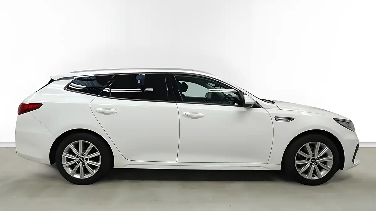 Used 2019 Kia Optima 2 Sportswagon White - Interior and Exterior details 5