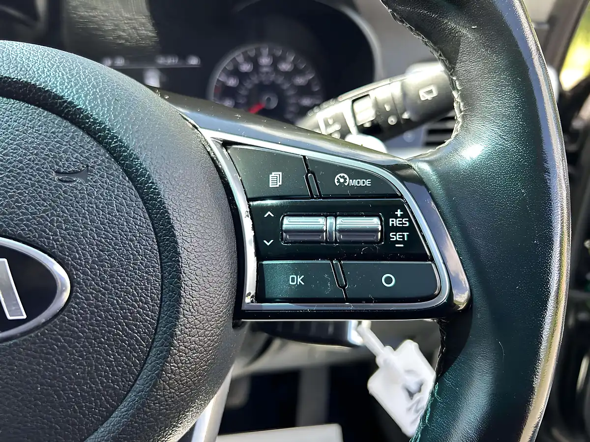 Used 2019 Kia Optima 3 Sportswagon Black - Interior and Exterior details 13