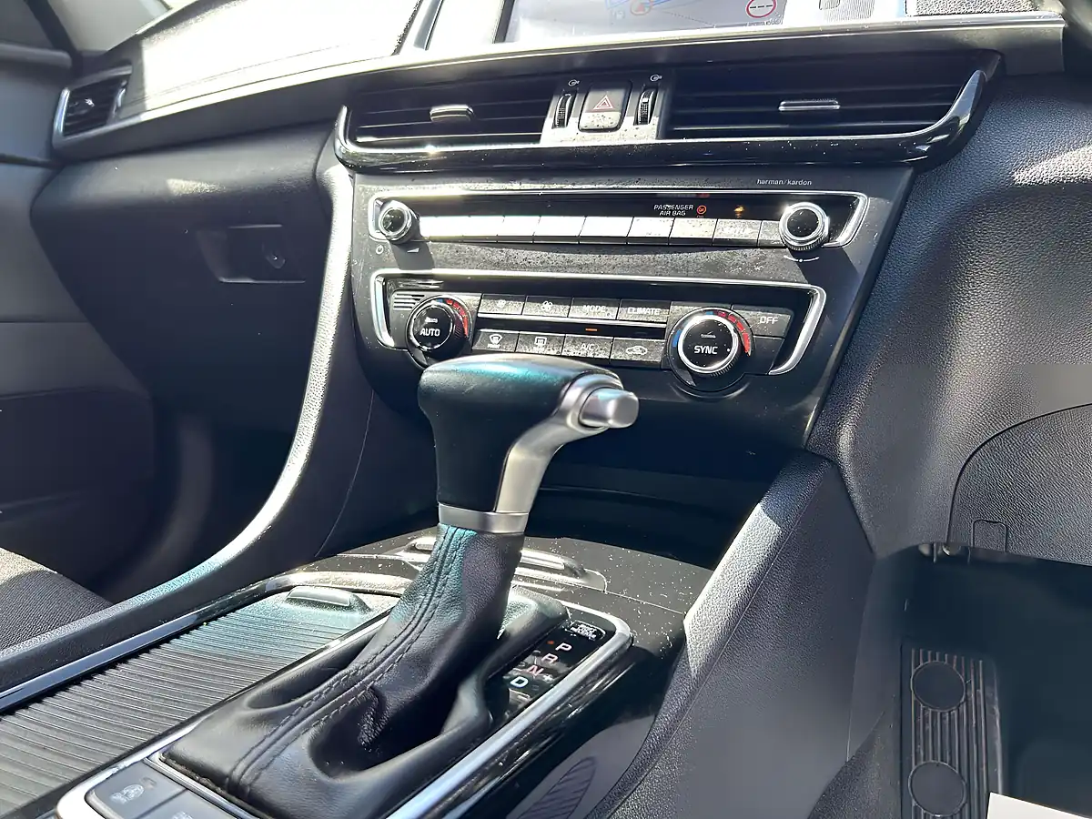 Used 2019 Kia Optima 3 Sportswagon Black - Interior and Exterior details 14