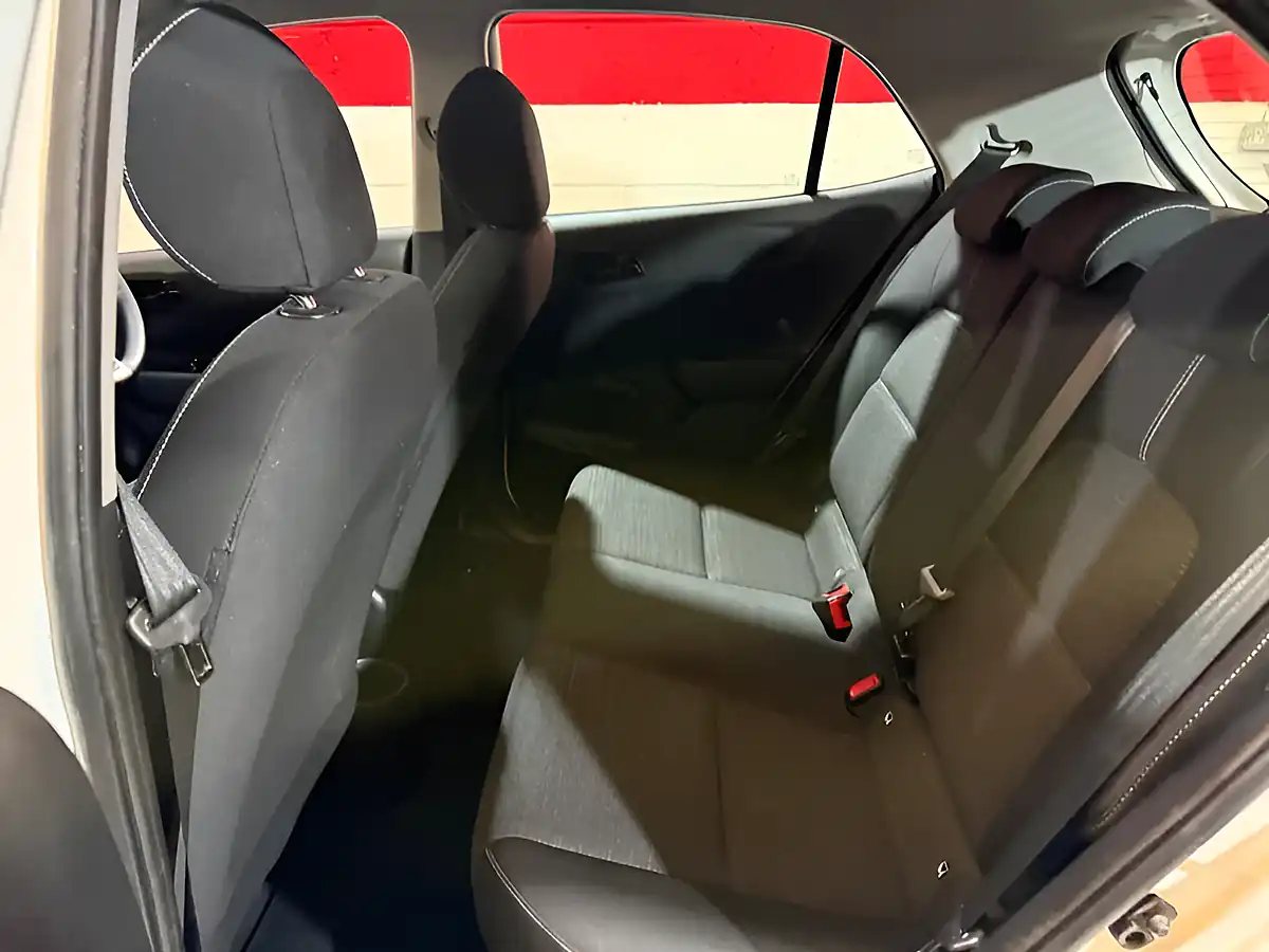 Used 2019 Kia Picanto 1 White - Interior and Exterior details 13