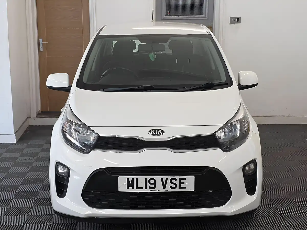 Used 2019 Kia Picanto 2 White - Interior and Exterior details 2