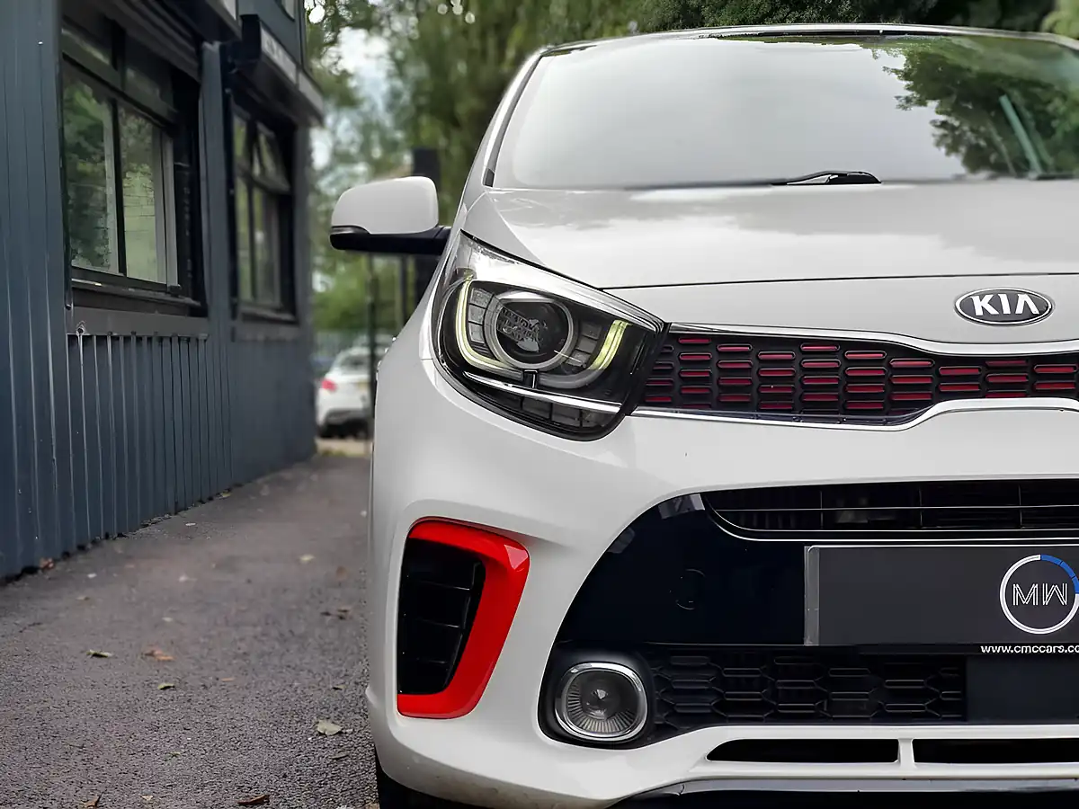 Used 2019 Kia Picanto GT-Line S White - Interior and Exterior details 10