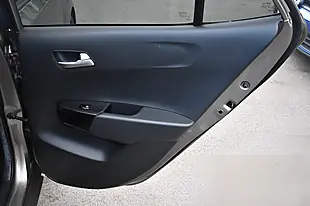 Used 2019 Kia Picanto Titanium Edition Silver - Interior and Exterior details 11