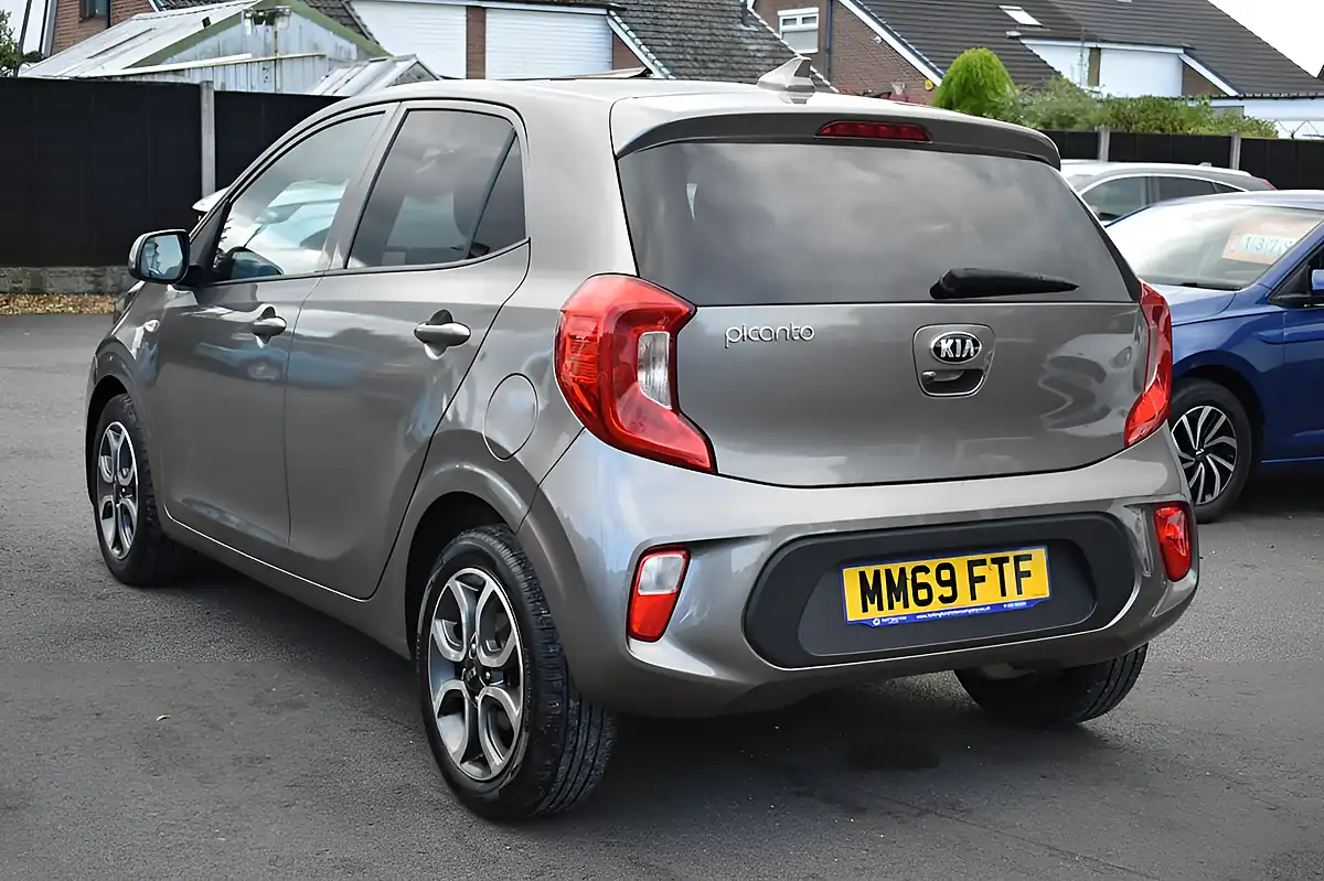 Used 2019 Kia Picanto Titanium Edition Silver - Interior and Exterior details 6