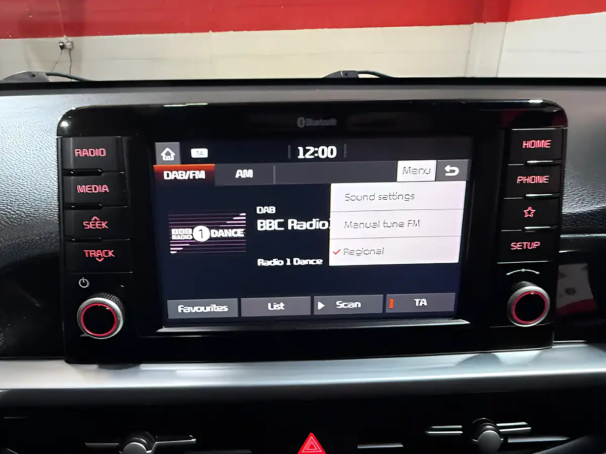 Used 2019 Kia Picanto Titanium Edition Silver - Interior and Exterior details 16