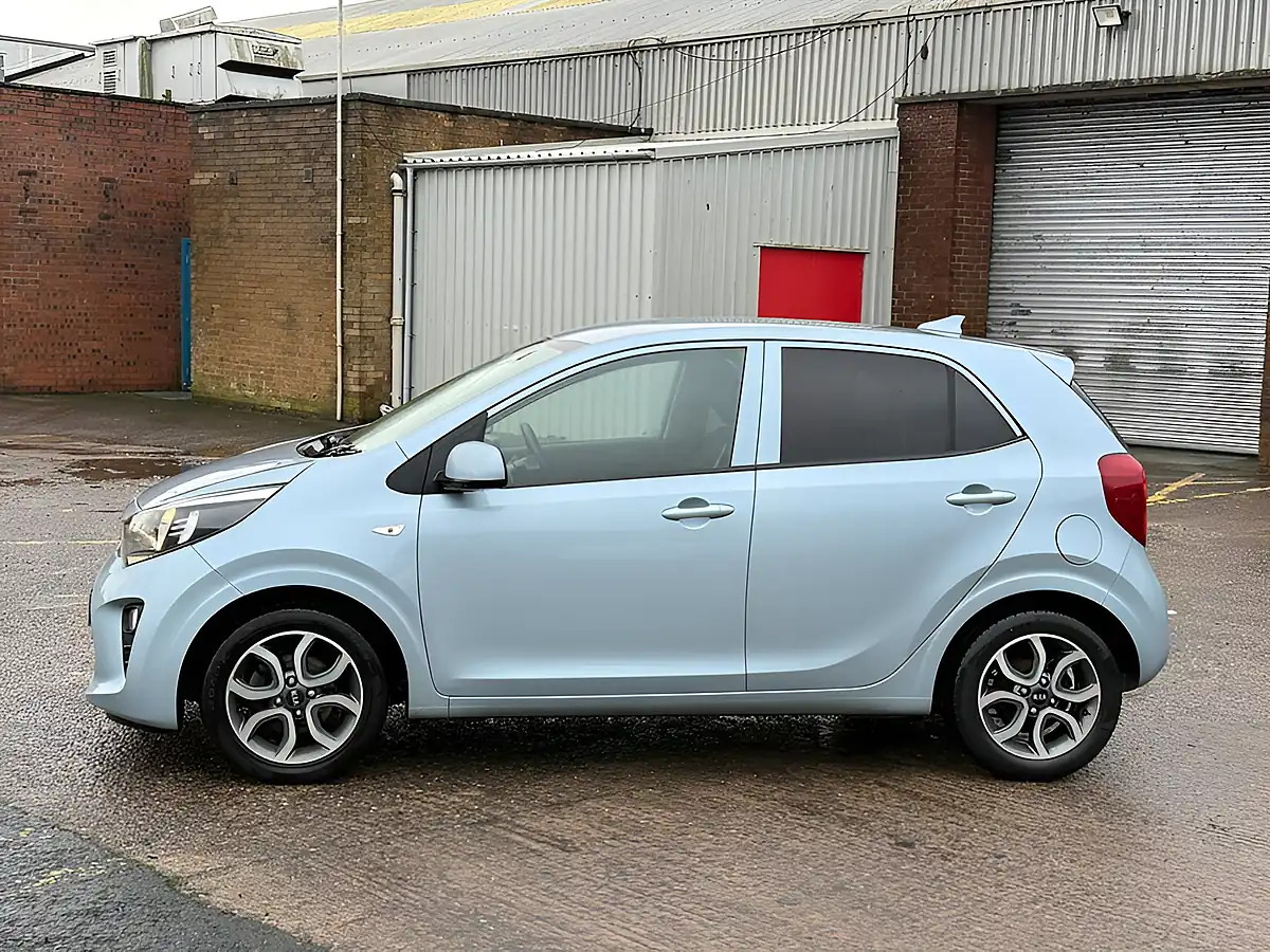 Used 2019 Kia Picanto Wave Blue - Interior and Exterior details 5