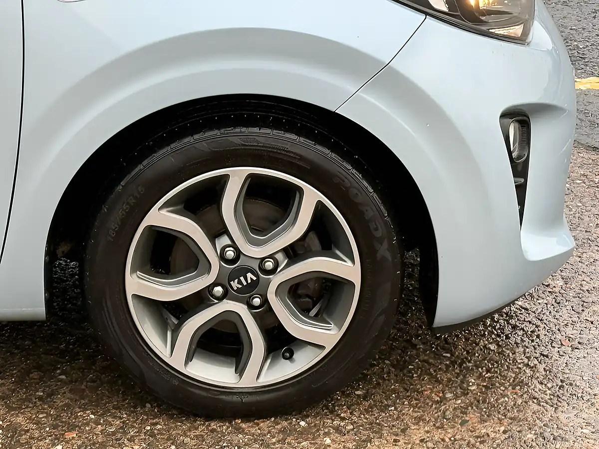 Used 2019 Kia Picanto Wave Blue - Interior and Exterior details 9