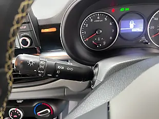 Used 2019 Kia Picanto X-Line Green - Interior and Exterior details 19