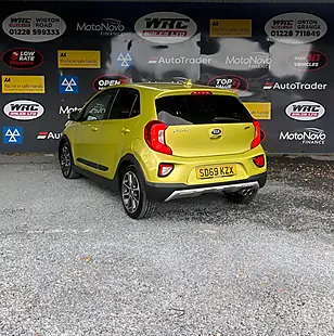 Used 2019 Kia Picanto X-Line Green - Interior and Exterior details 3
