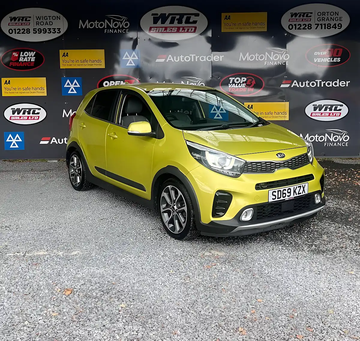 Used 2019 Kia Picanto X-Line Green - Interior and Exterior details 4