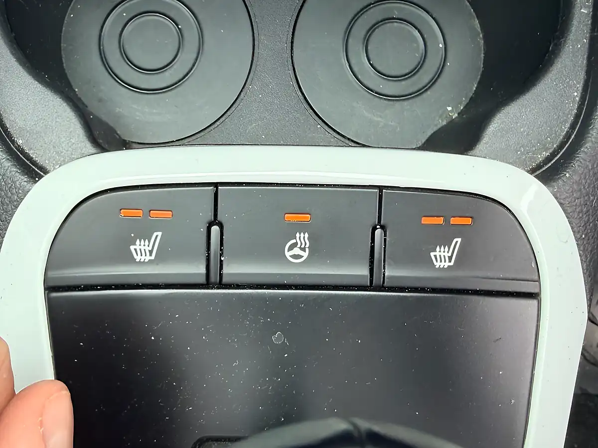 Used 2019 Kia Picanto X-Line S Clear White - Interior and Exterior details 14