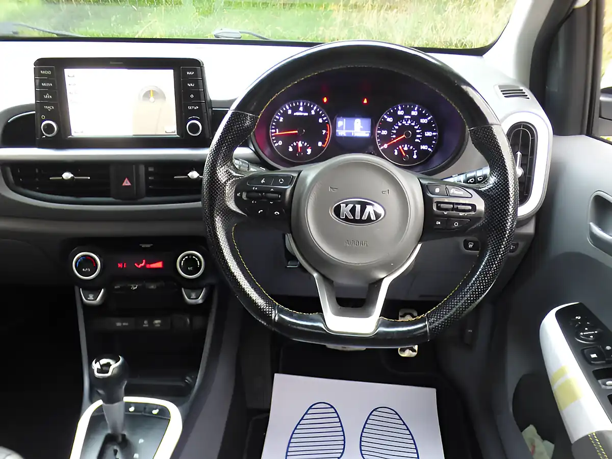 Used 2019 Kia Picanto X-Line S White - Interior and Exterior details 6