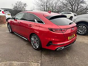 Used 2019 Kia Proceed GT-Line Red - Interior and Exterior details 11