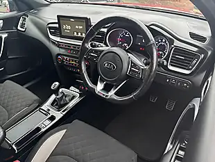 Used 2019 Kia Proceed GT-Line Red - Interior and Exterior details 14