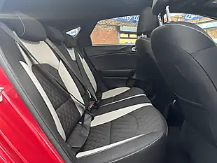 Used 2019 Kia Proceed GT-Line Red - Interior and Exterior details 17