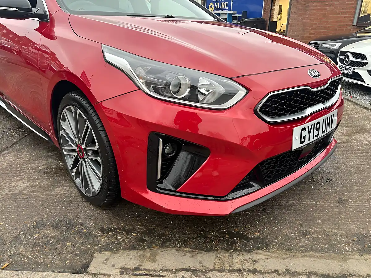 Used 2019 Kia Proceed GT-Line Red - Interior and Exterior details 4