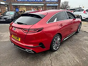 Used 2019 Kia Proceed GT-Line Red - Interior and Exterior details 9