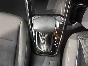 Used 2019 Kia Rio 2 White - Interior and Exterior details 11