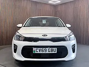 Used 2019 Kia Rio 2 White - Interior and Exterior details 2
