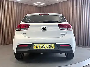 Used 2019 Kia Rio 2 White - Interior and Exterior details 7