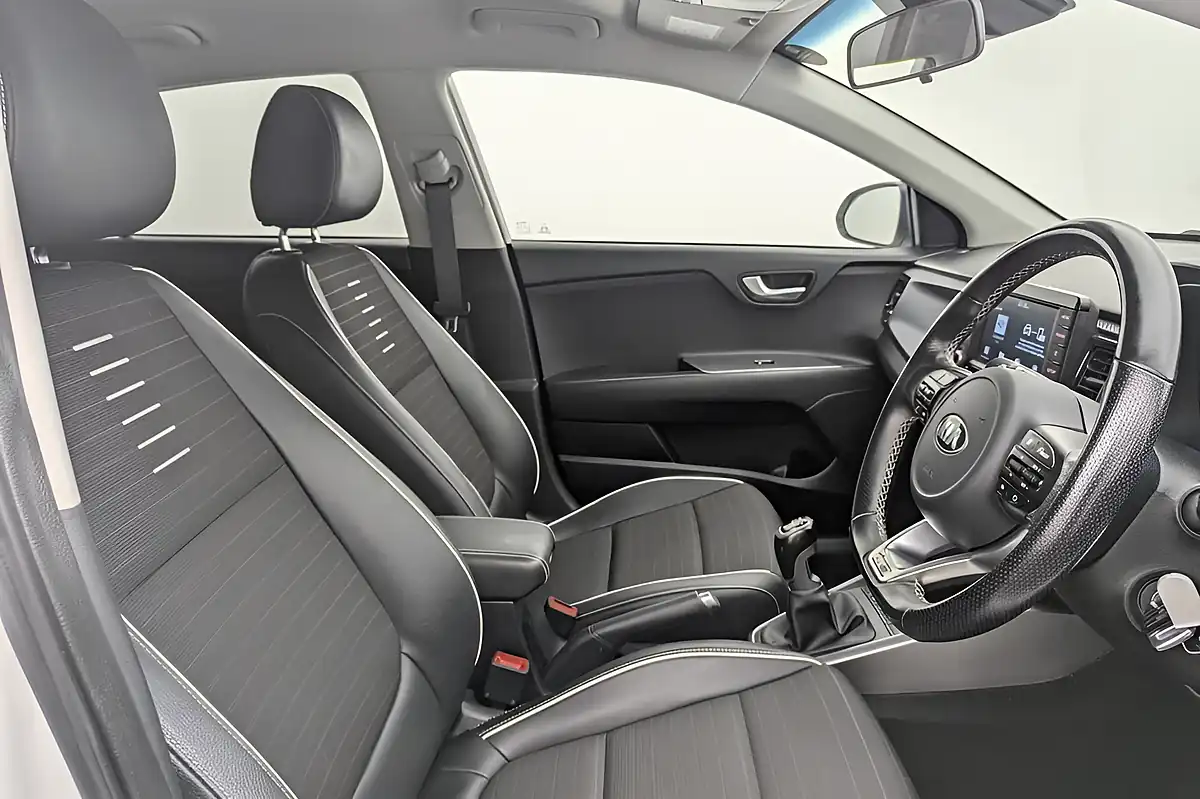 Used 2019 Kia Rio GT-Line White - Interior and Exterior details 2