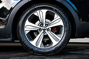 Used 2019 Kia Sorento GT-Line S Black - Interior and Exterior details 16