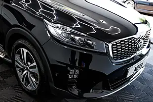 Used 2019 Kia Sorento GT-Line S Black - Interior and Exterior details 18