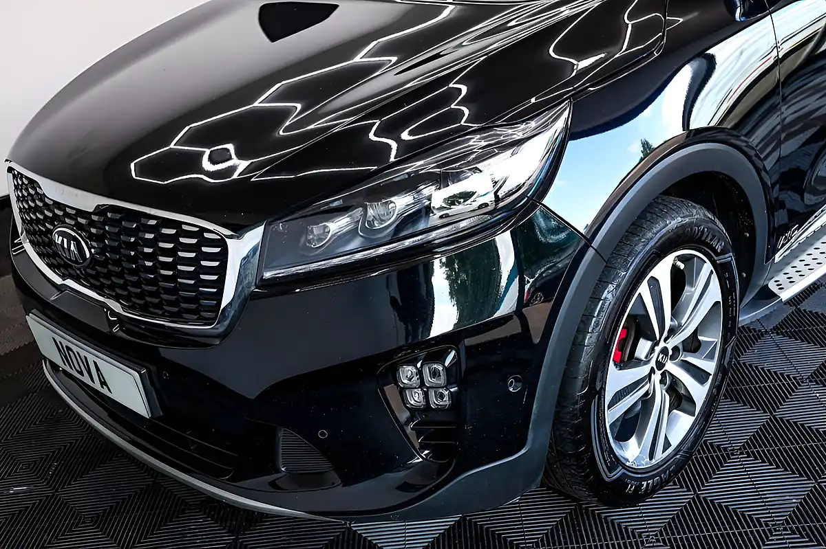 Used 2019 Kia Sorento GT-Line S Black - Interior and Exterior details 19