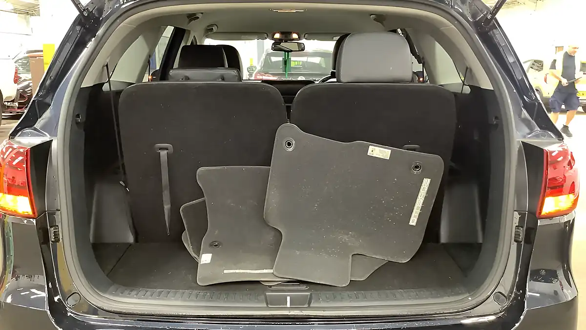 Used 2019 Kia Sorento KX-2 Blue - Interior and Exterior details 19