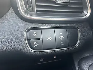 Used 2019 Kia Sorento KX-3 Black - Interior and Exterior details 12