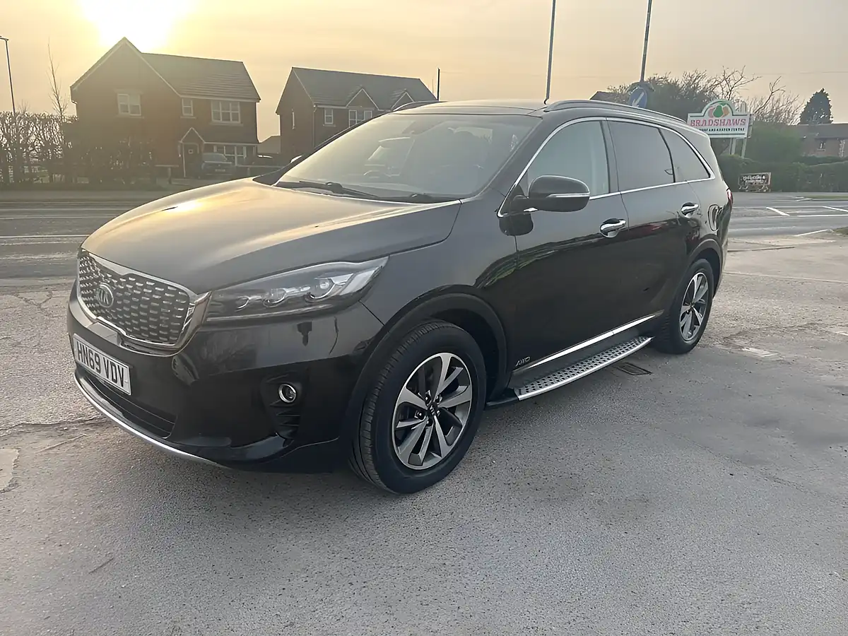 Used 2019 Kia Sorento KX-3 Black - Interior and Exterior details 20