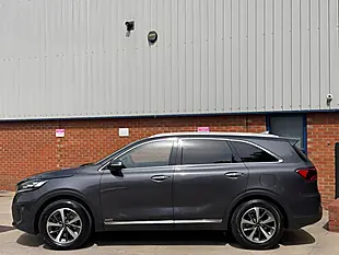 Used 2019 Kia Sorento Kx-3 Grey - Interior and Exterior details 3