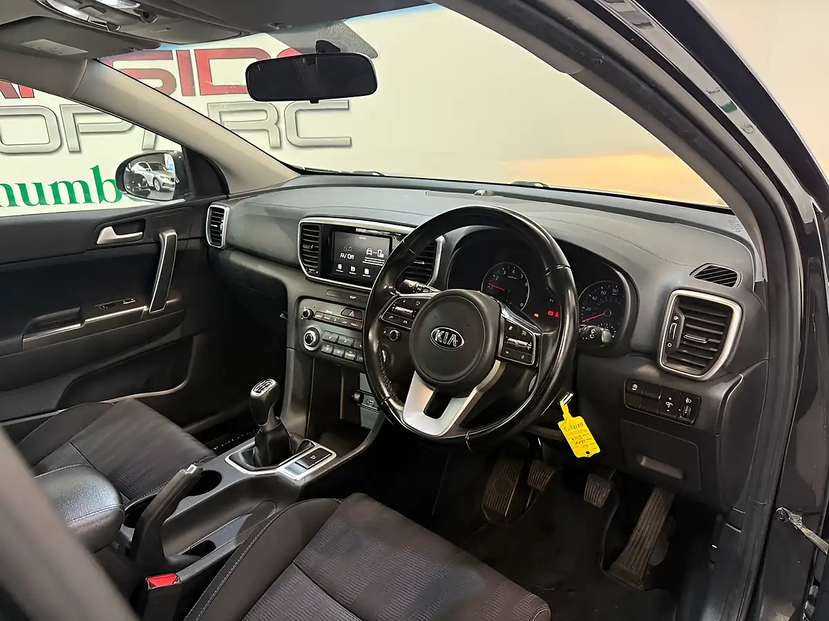 Used 2019 Kia Sportage 1 Black - Interior and Exterior details 10