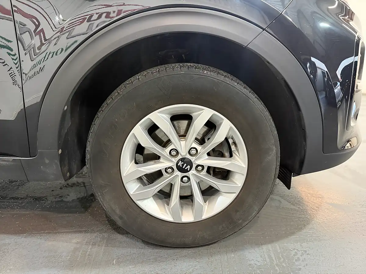 Used 2019 Kia Sportage 1 Black - Interior and Exterior details 7