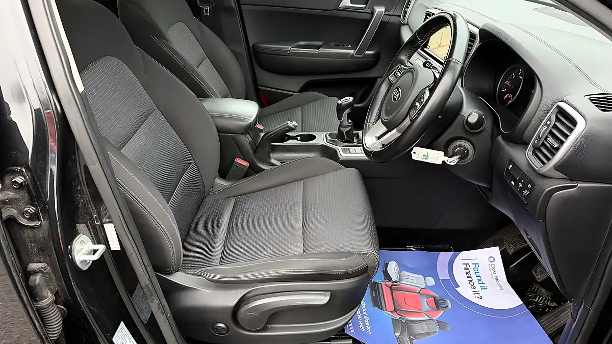Used 2019 Kia Sportage 2 Black - Interior and Exterior details 15