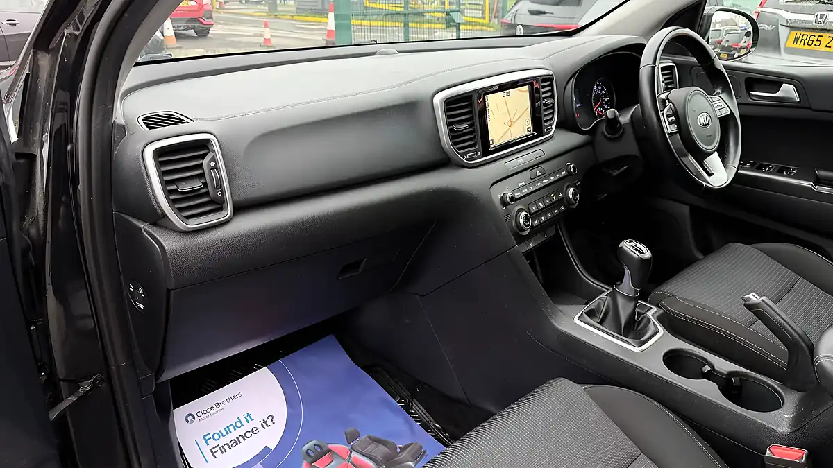 Used 2019 Kia Sportage 2 Black - Interior and Exterior details 17