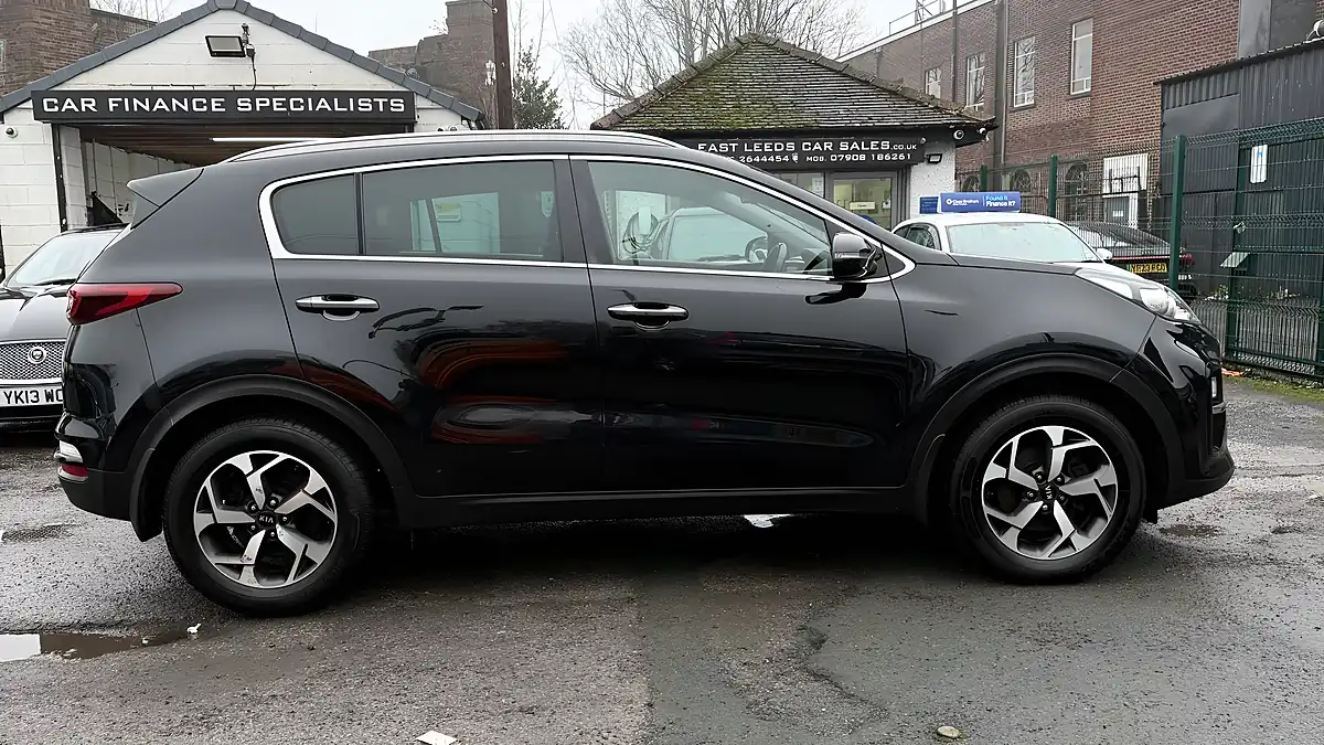Used 2019 Kia Sportage 2 Black - Interior and Exterior details 3
