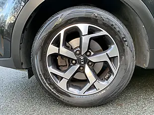 Used 2019 Kia Sportage 2 Black - Interior and Exterior details 11